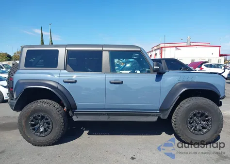 2023 Ford Bronco Raptor z USA, uszkodzony, nr VIN 1FMEE5JR4PLB78290